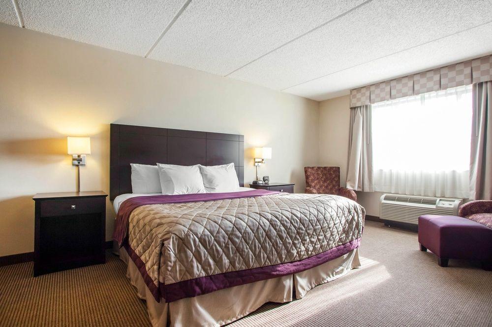 Four Points By Sheraton Milwaukee Airport Esterno foto