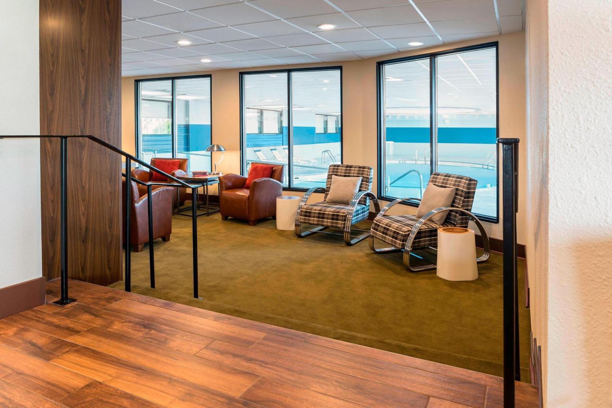 Four Points By Sheraton Milwaukee Airport Esterno foto