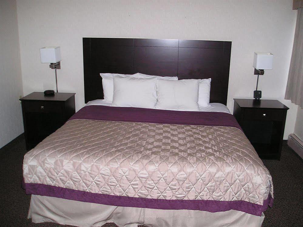 Four Points By Sheraton Milwaukee Airport Esterno foto