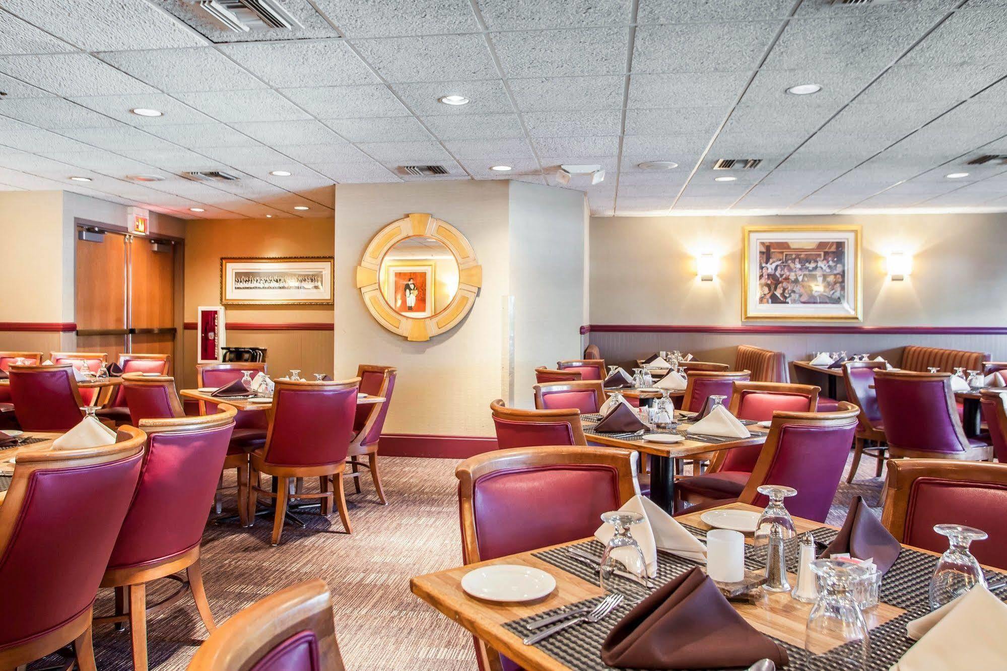 Four Points By Sheraton Milwaukee Airport Esterno foto